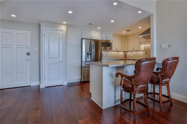 Photo - 1801 Lavaca St Unit 2E