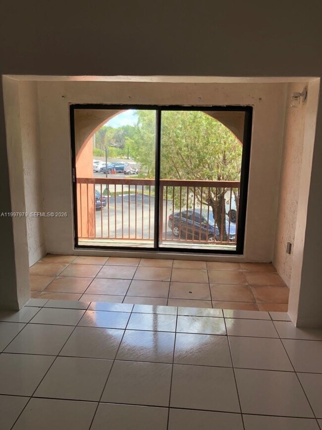 Photo - 10241 NW 9th St Cir Unidad 213-5