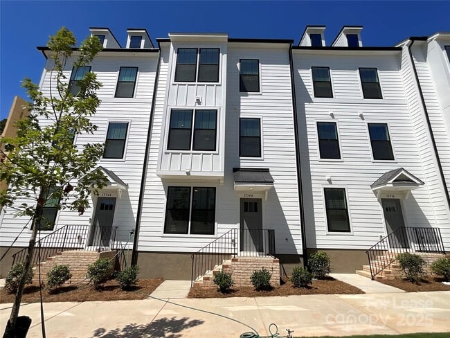 Photo - 15340 Ballancroft Pkwy Casa Adosada