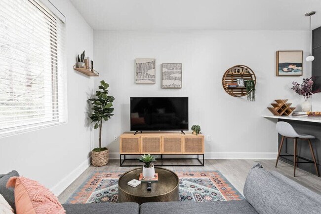 Photo - 5858 N College Ave Unidad ID1014513P