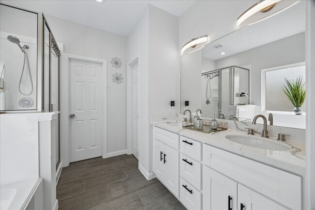 Photo - 8308 James Franklin St
