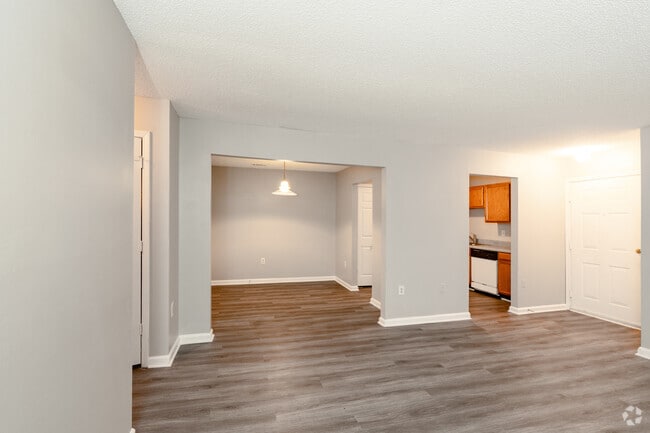 3BD,2BA-1141 SF