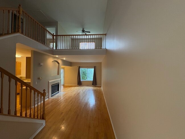 Photo - 2221 Stoughton Dr Unidad 0