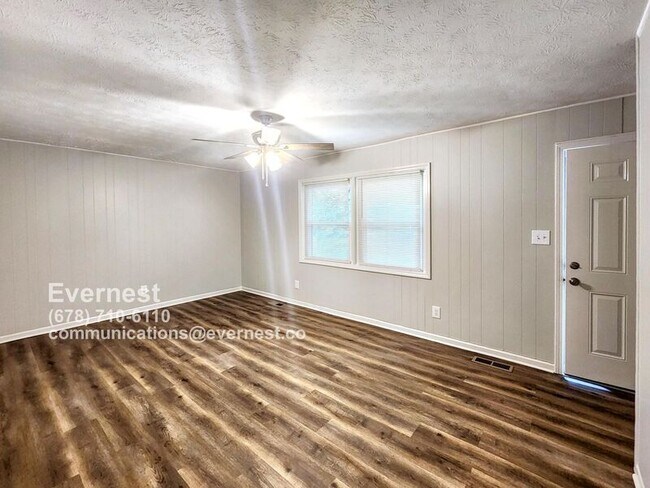 Photo - 313 Stokes St