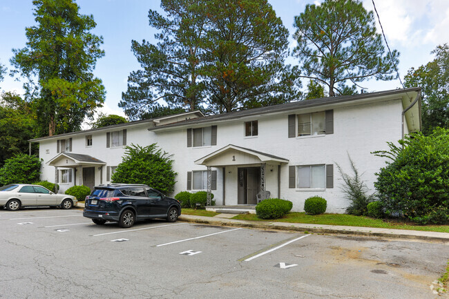 Exterior - WESLEYAN Oaks Rental