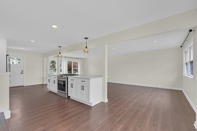 Photo - 17700 71st Ave