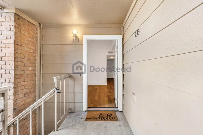 Photo - 2120 Wilcrest Dr Unit Apt 233