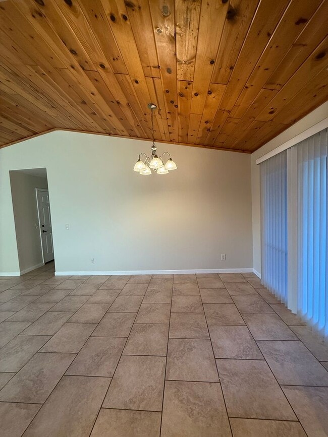 Photo - Charming Home off Shasta View!