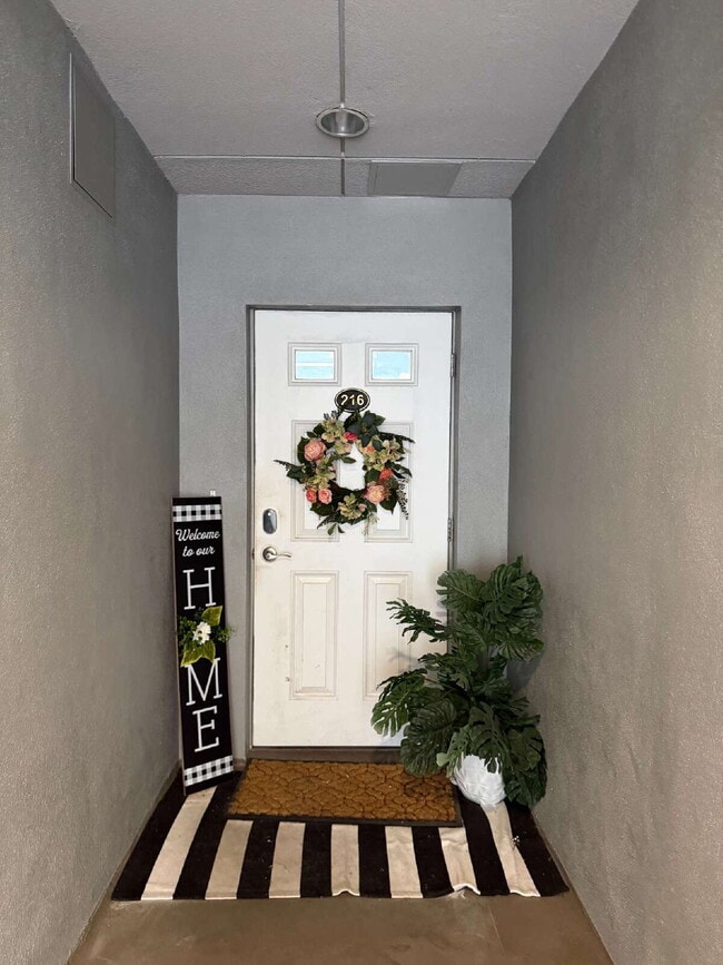 Photo - Spectacular 2/2.5 Condo in the Oldsmar Galleria Town Center Lifestyle Unit 216