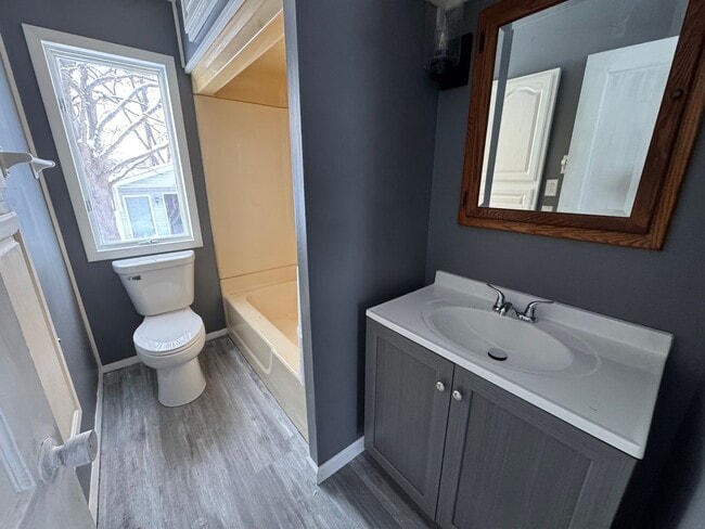 Photo - Lovely 2-Bedroom Newly Renovated Home!