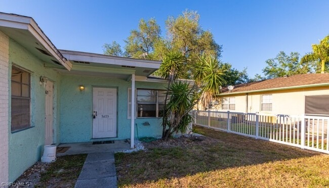 Photo - 3675 Estey Ave