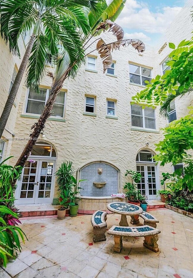 1560 Jefferson Ave Condo Unit 900 16th St 107 Condo for Rent in