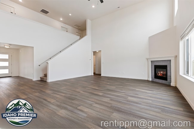 Photo - 7642 E Lightfoot St