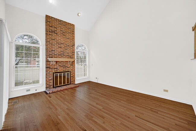 Photo - 125 Stevens Dr