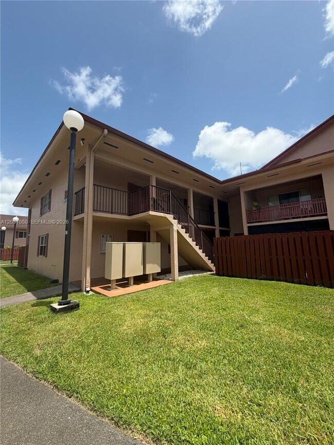 Photo - 11213 SW 88th St Unit B211