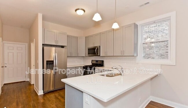 Photo - 827 N Francisco Ave Unit # 2