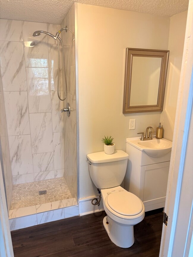 Photo - 2720 Ensley 5 Points W Ave Unit Boardwalk Apartments