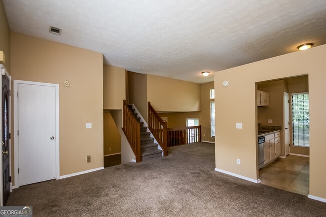 Photo - 6350 Laurel Post Dr