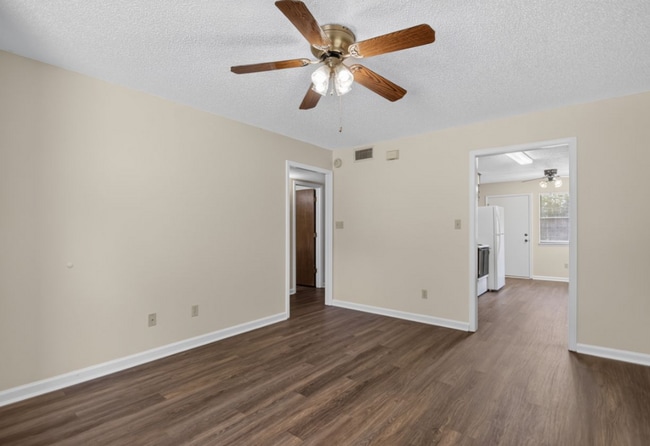 Photo - 207 Turner Ave Unit 207 Turner Street - C