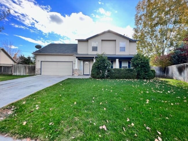 Building Photo - 3137 W Pudu St