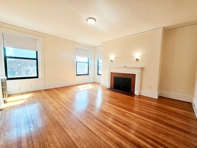 508 Beacon St Unidad 43