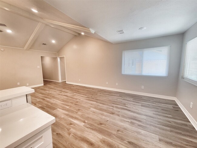 Photo - 3407 Saratoga Dr