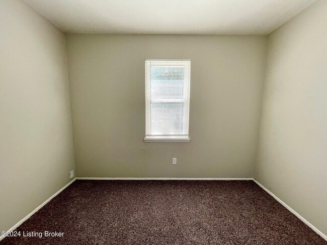 Photo - 9409 La Grange Rd Unit 3