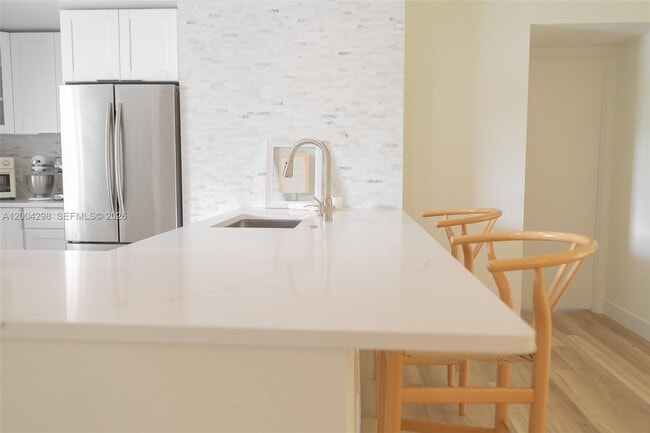 Photo - 3250 N Palm Aire Dr Unit 202