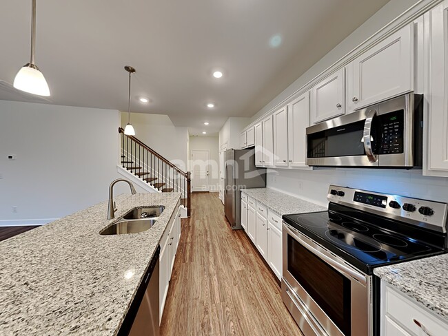 Photo - 428 Bluewater Dr