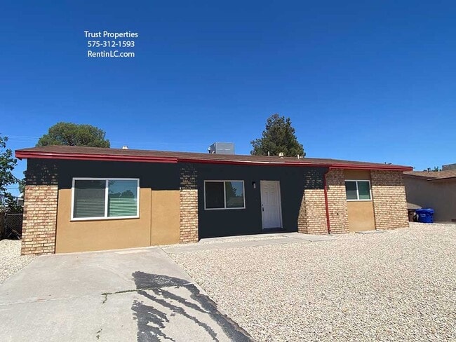 Building Photo - Fully Remodeled SFH