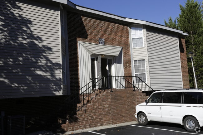 Photo - Gardens at Briarwood