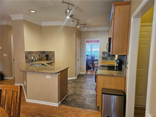 Photo - 2545 Cobble Creek Ln