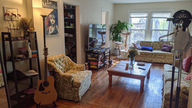 Photo - 207-209 Delaware Ave Unidad 5