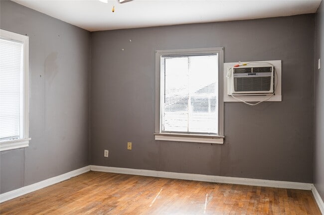 Photo - 2218 1/2 Chapman St