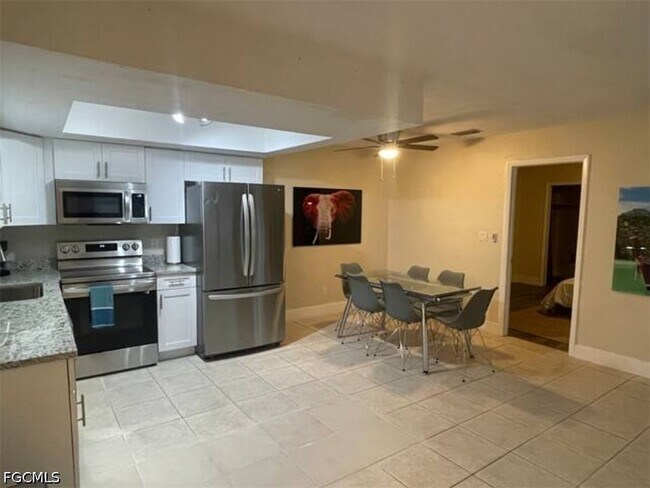 335 Tarpon Dr