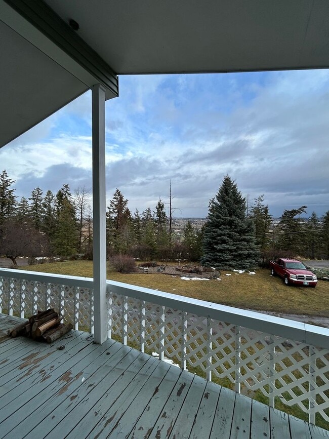 Photo - 180 Kookoosint Trail