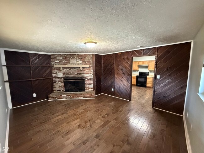 Photo - 2354 Shelby St