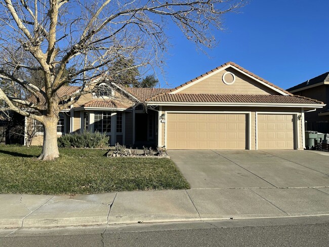 Photo - 1580 Rehrmann Dr Casa
