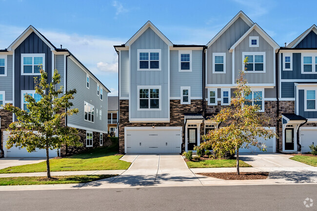 Building Photo - 8413 Garnet Rose Ln Rental