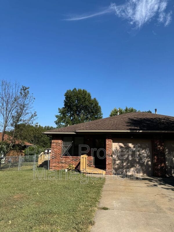 Building Photo - 3724 Farm Rd