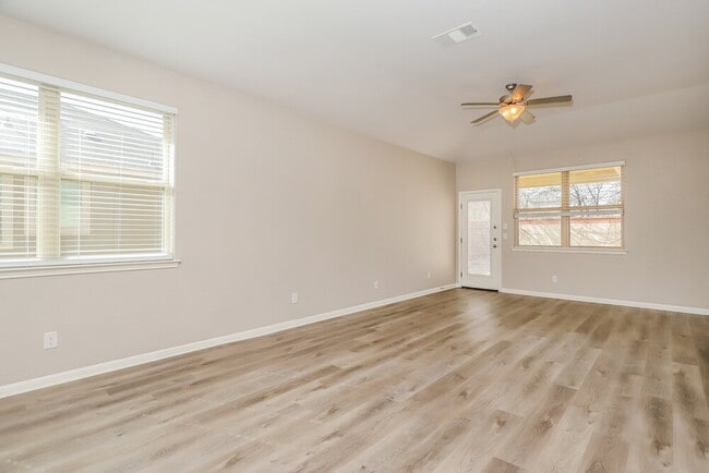 Photo - 8233 Oak Harvest Dr