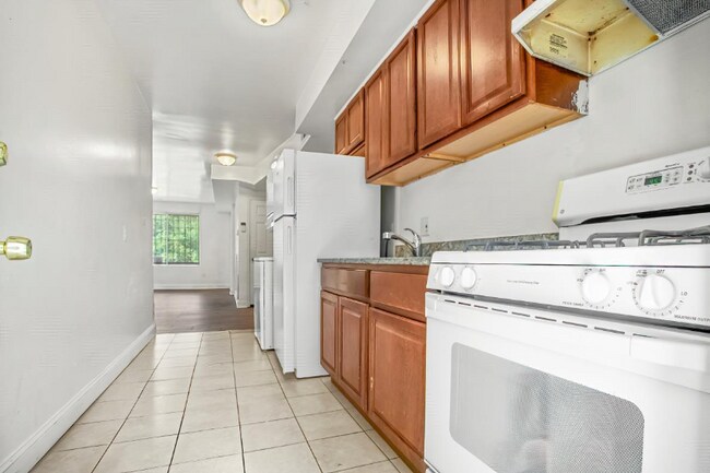 Photo - 349 Parkland Pl SE Unit A