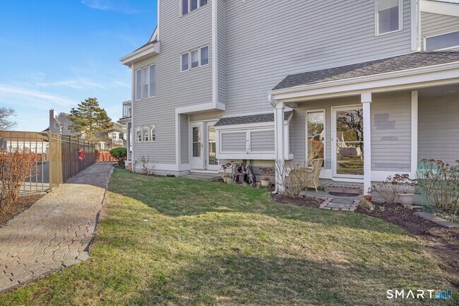 101 Breakers Ln Unit 101