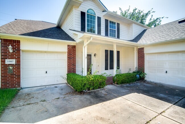 Photo - 1907 Glen Eden Ct