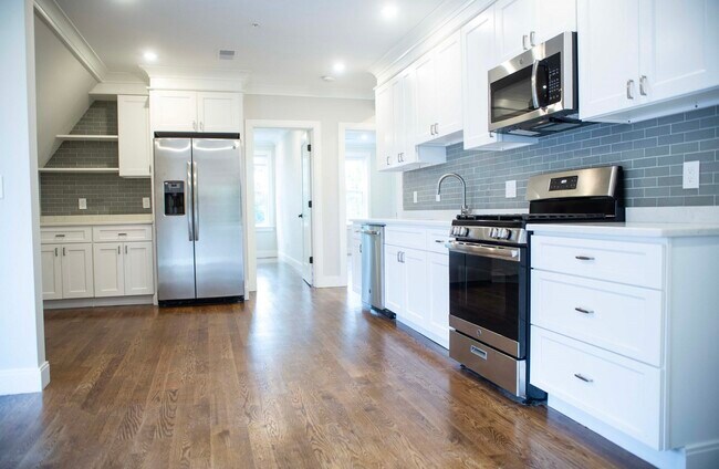 Photo - 53 Quint Ave Unit 3