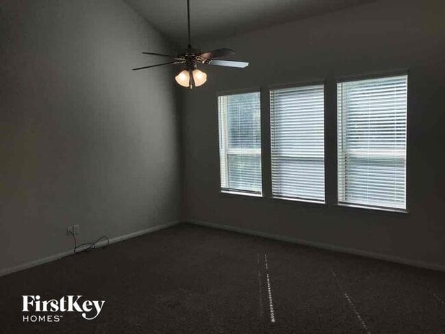 Photo - 6630 Blimp Base Blvd