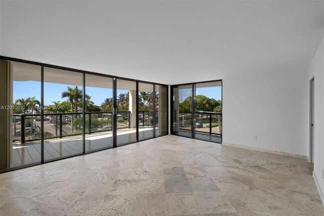 Photo - 2575 S Bayshore Dr Unit 4A