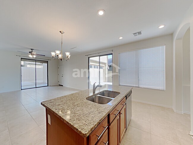 Photo - 14576 W Maui Ln