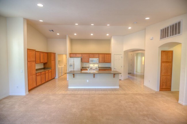 Photo - 691 W Shadow Wood