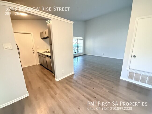 Photo - 5243 Meadow Rise St
